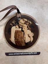 Load image into Gallery viewer, Glass Ornament keepsake - with your personal photo