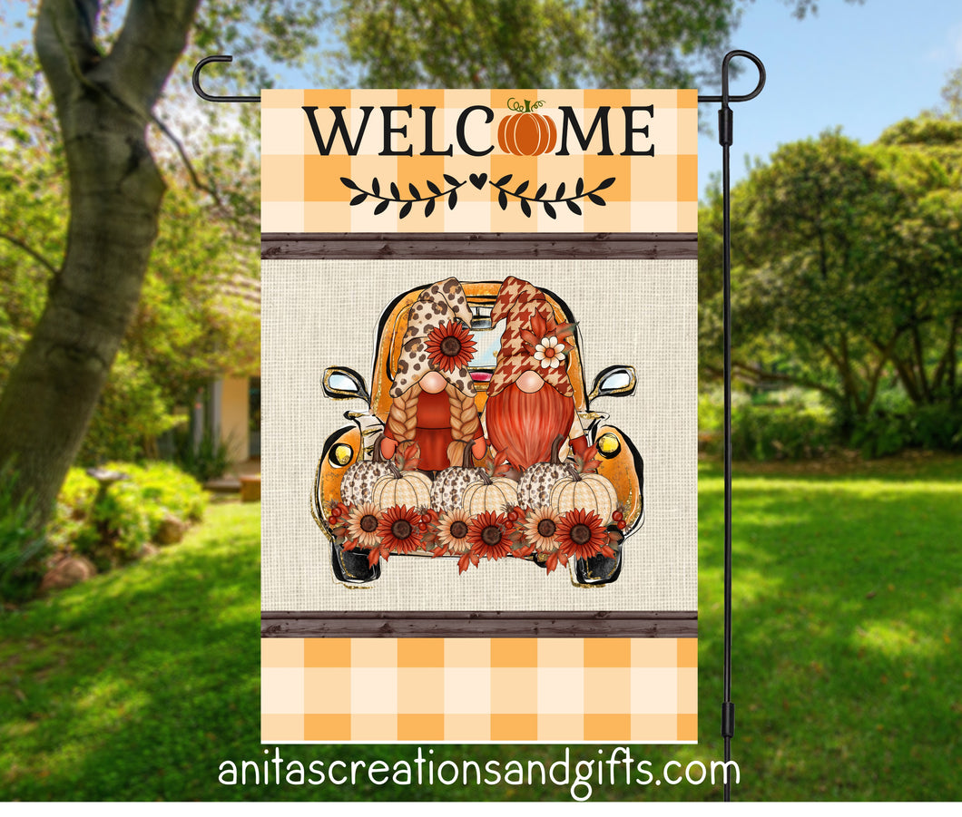 Gnome Welcome garden flag